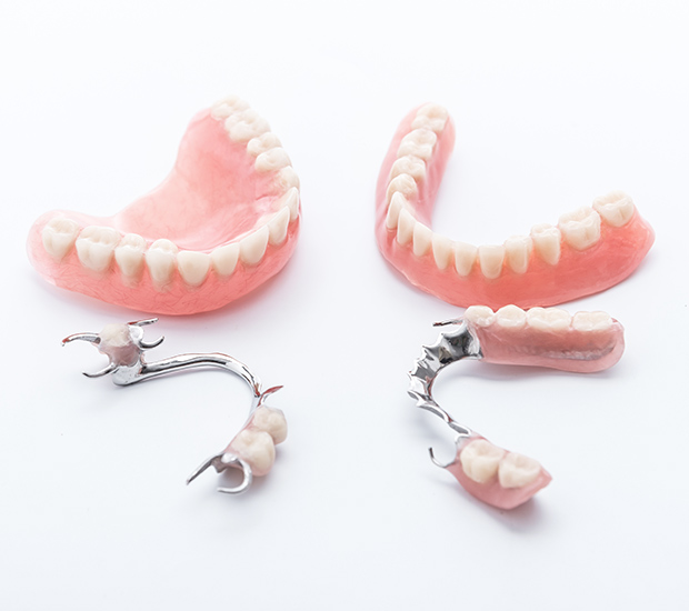 Oakland Dentures and Partial Dentures